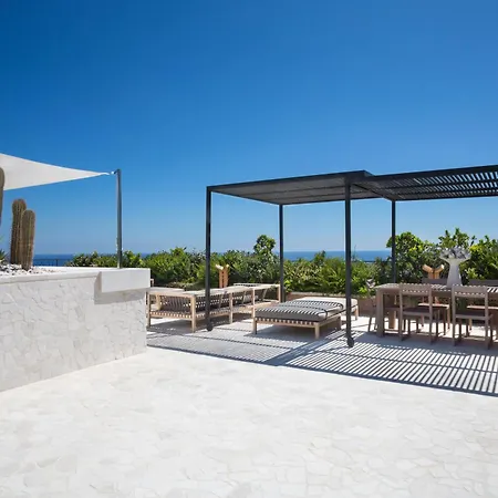La Tiara Di Cervo Otel 5*