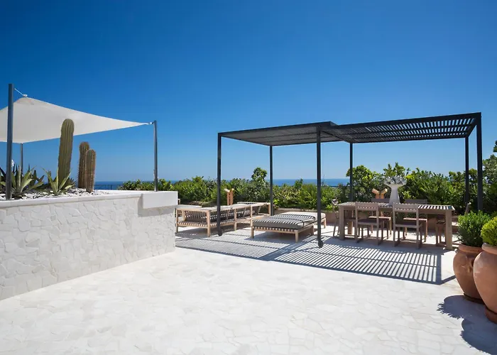 La Tiara Di Cervo Otel 5*