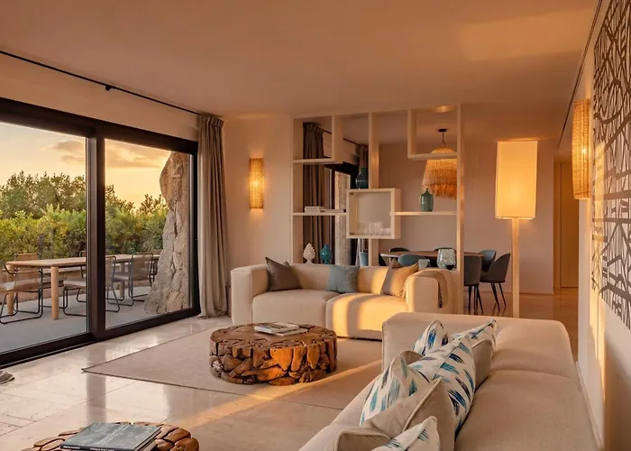 Hotel La Tiara Di Cervo 5*